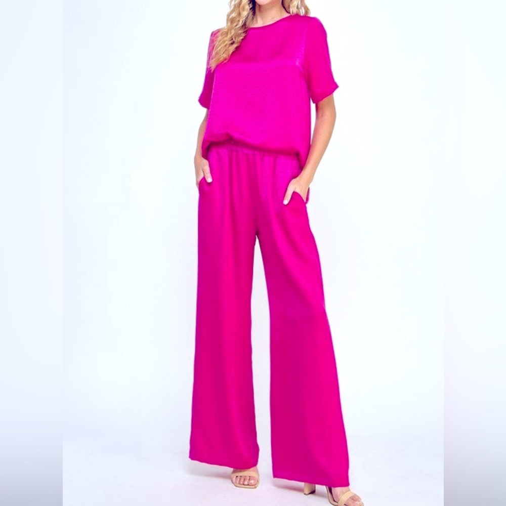 Women’s 2 HEARTS Chic Set